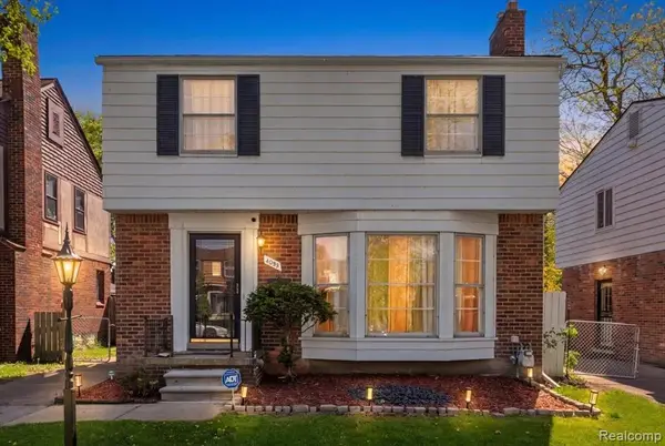 4995 Hillcrest, Grosse Pointe, MI 48236