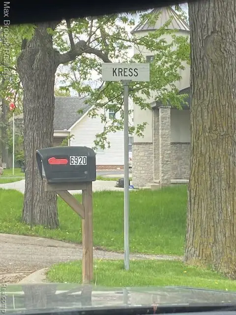 0000 Kress, West Bloomfield, MI 48323 - #1