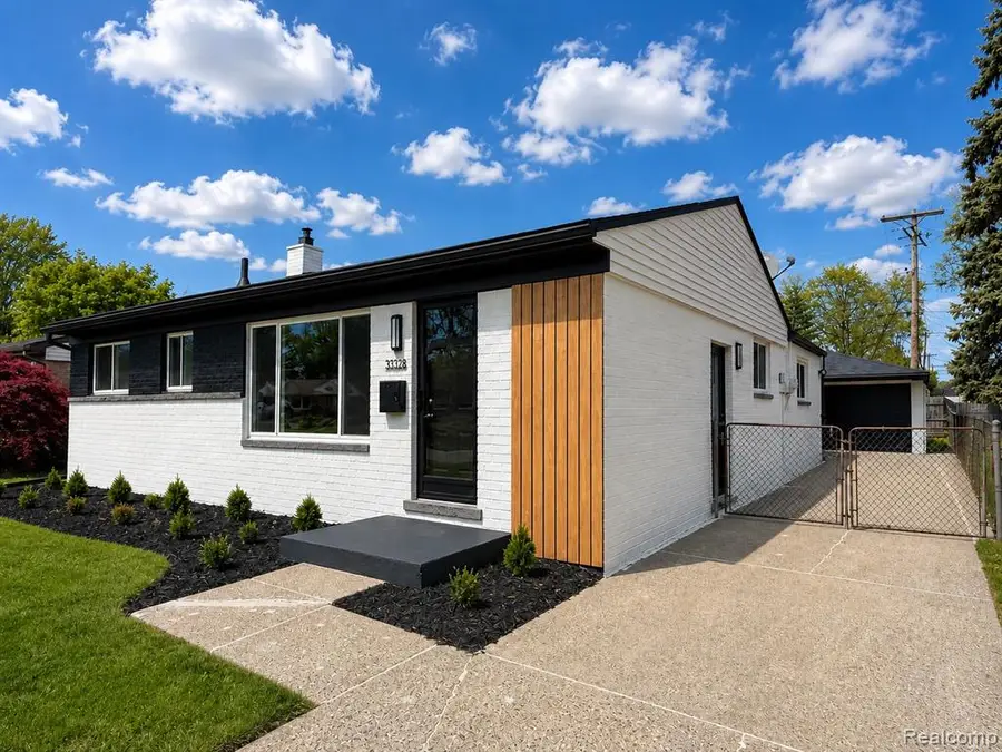 33328 Cheryl, Clinton Township, MI 48035 - #3