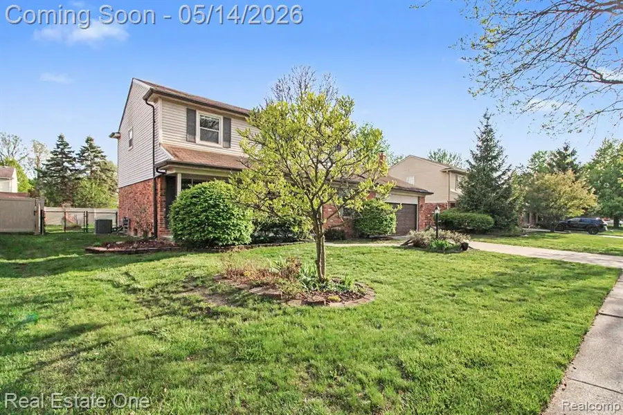 610 Thurber, Troy, MI 48085 - #3