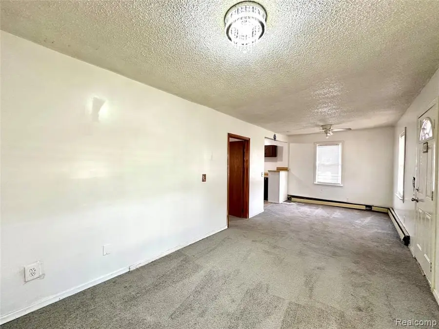 6530 N Gulley, Dearborn Heights, MI 48127 - #2