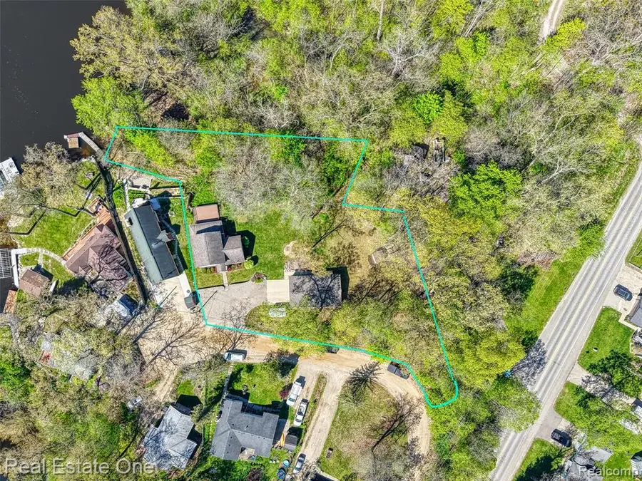 11246 Hiland, Pinckney, MI 48169 - #3