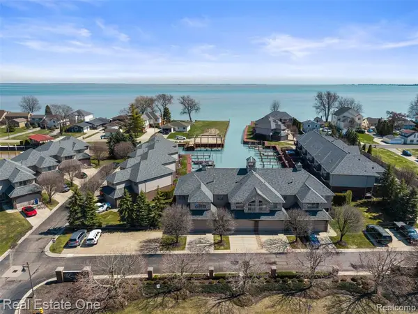 47630 Lorie, New Baltimore, MI 48047