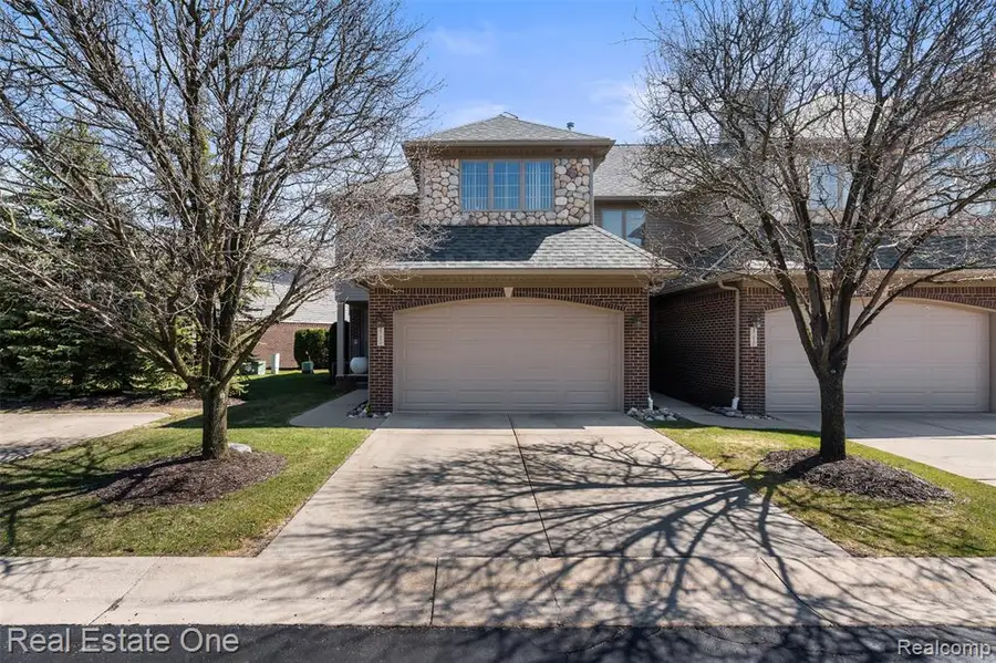47630 Lorie, New Baltimore, MI 48047 - #2