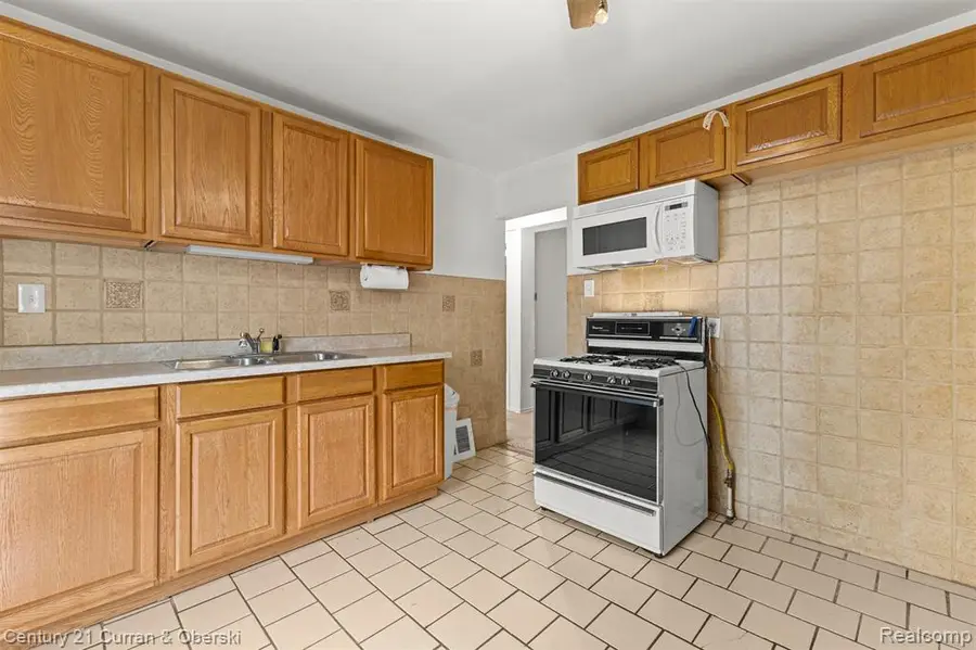8201 Heyden, Detroit, MI 48228 - #3