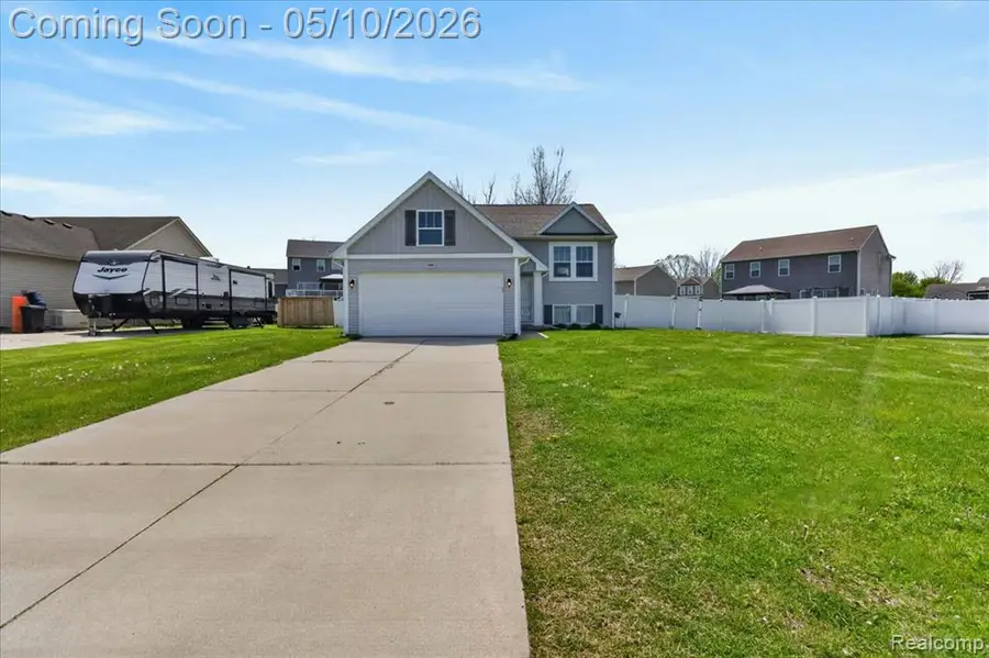 4366 Timber Line, Grand Blanc, MI 48439 - #3