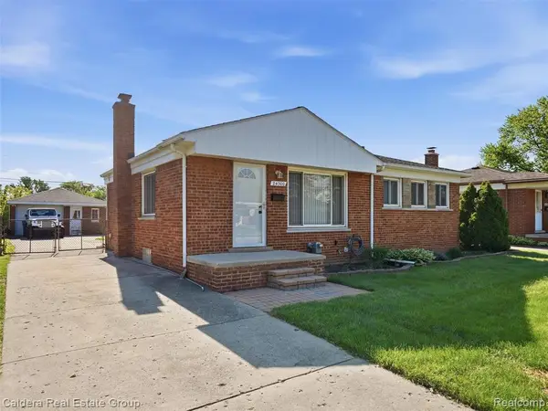24300 Prairie, Warren, MI 48089