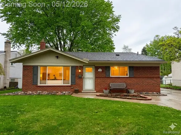35960 Carlisle, Clinton Township, MI 48035
