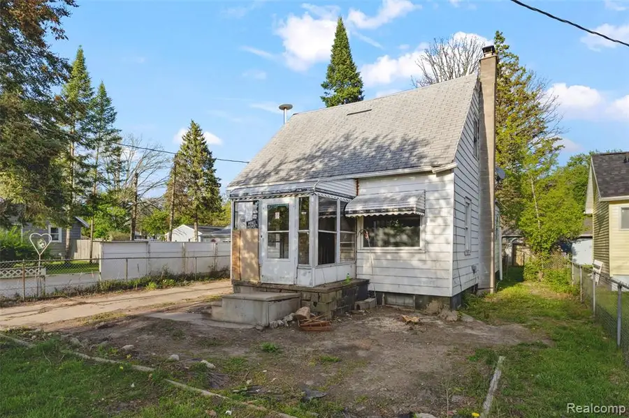 3713 Lowcroft, Lansing, MI 48910 - #2