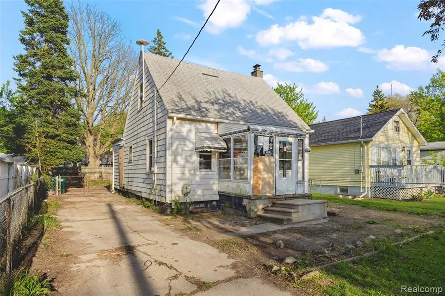 3713 Lowcroft, Lansing, MI 48910 - #3