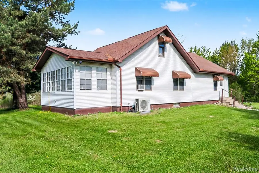 8261 N Dort, Genesee, MI 48458 - #3