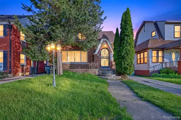 12716 Wilshire, Detroit, MI 48213