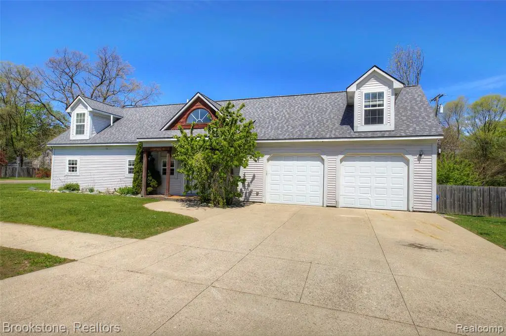 4458 Seeden, Waterford, MI 48329 - #1