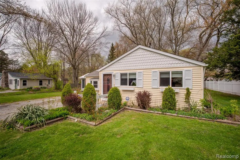 7203 Aspen, Lexington, MI 48450 - #1