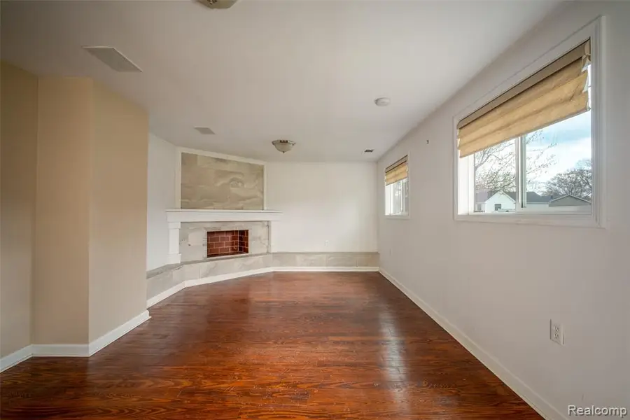 7203 Aspen, Lexington, MI 48450 - #3