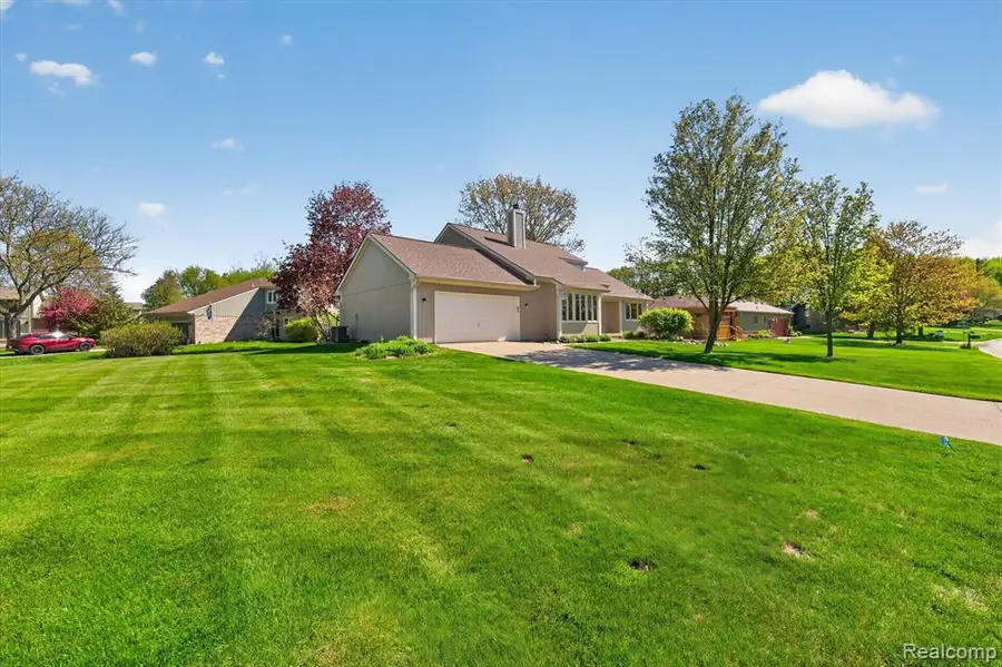2476 Cedar Key, Lake Orion, MI 48360 - #2