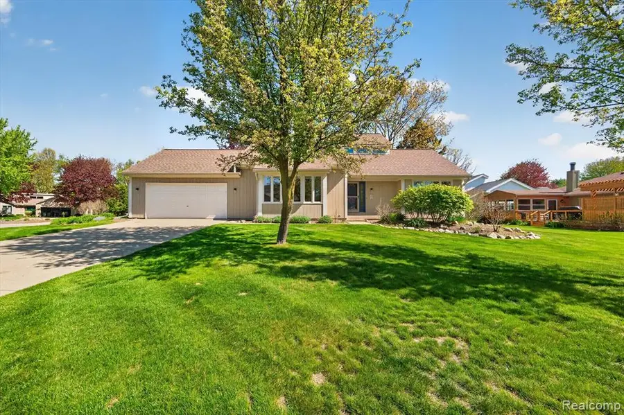 2476 Cedar Key, Lake Orion, MI 48360 - #3