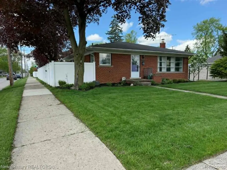 220 S Marias, Clawson, MI 48017 - #2