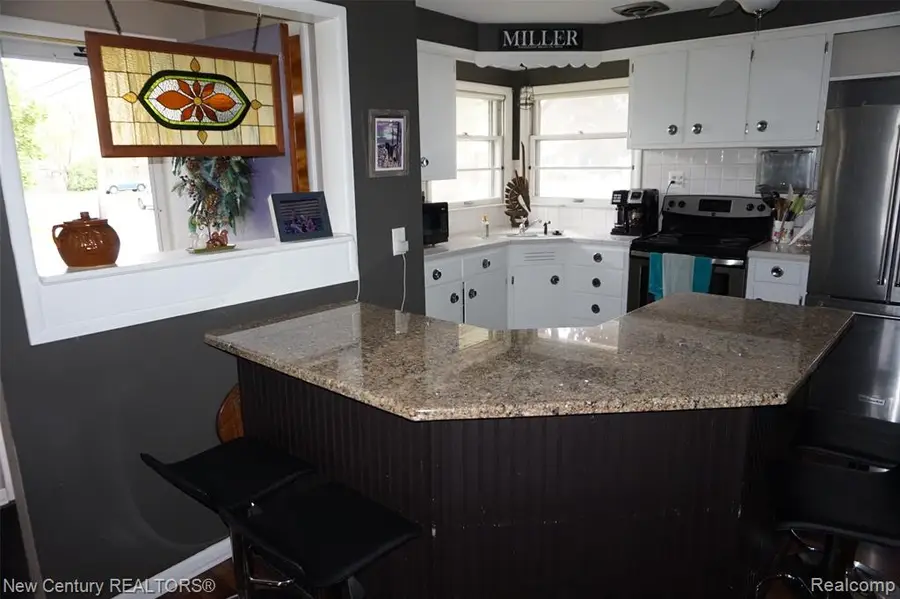 220 S Marias, Clawson, MI 48017 - #3