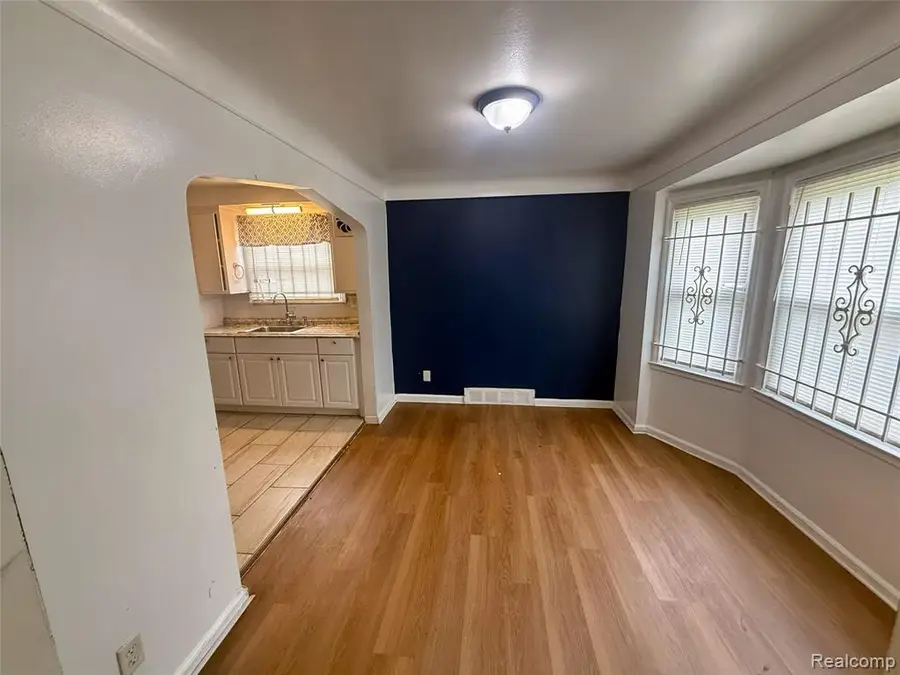 9030 Plainview, Detroit, MI 48228 - #3