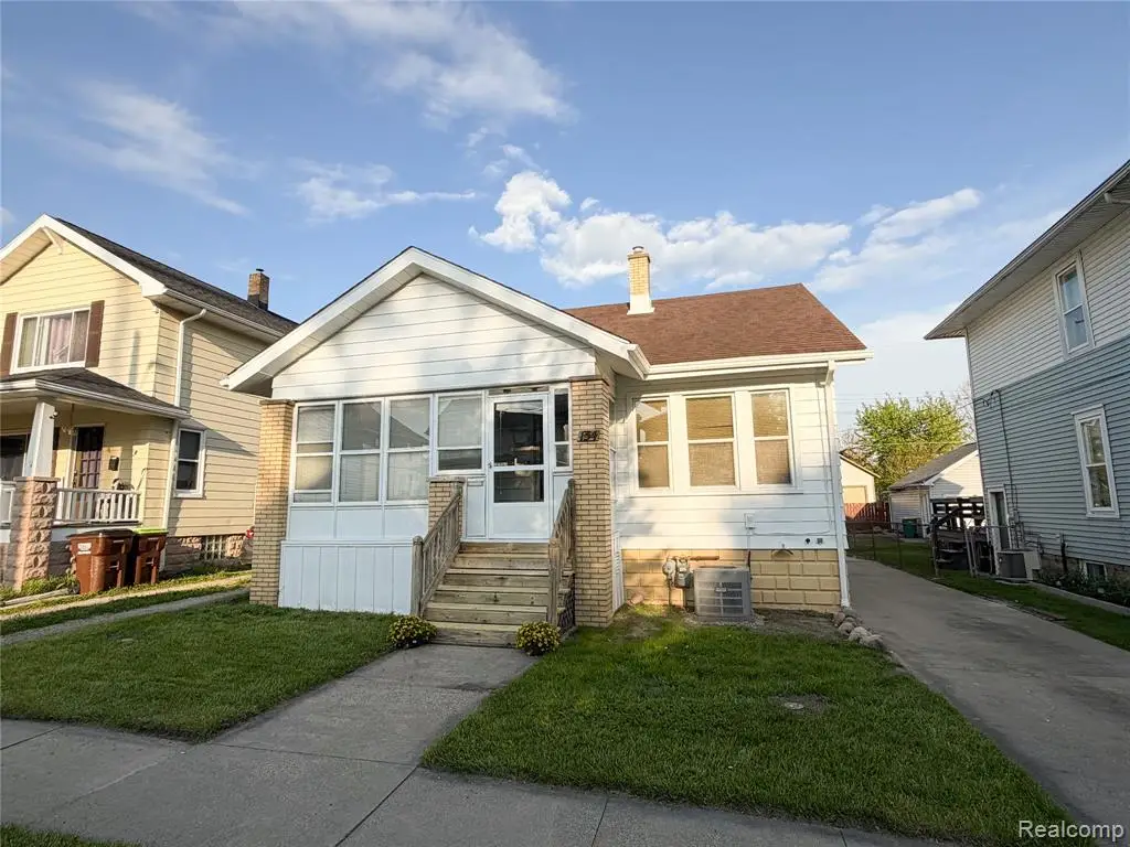 134 Michigan, Monroe, MI 48162 - #1