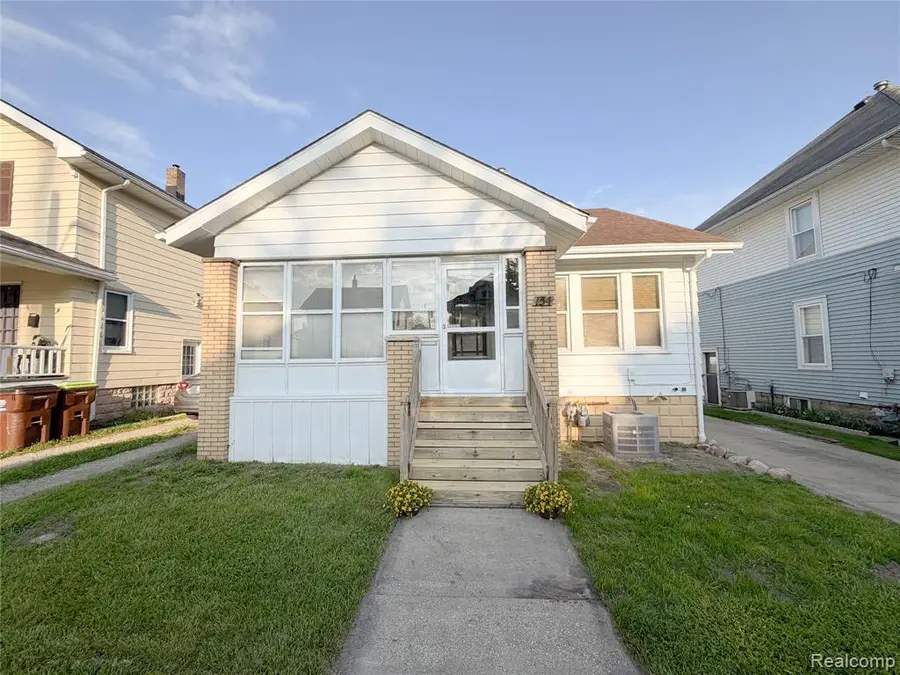 134 Michigan, Monroe, MI 48162 - #3