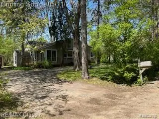 2534 Edgemere, Commerce Township, MI 48382 - #2