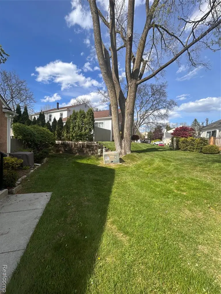 1466 Knights Ridge, Rochester Hills, MI 48306 - #3