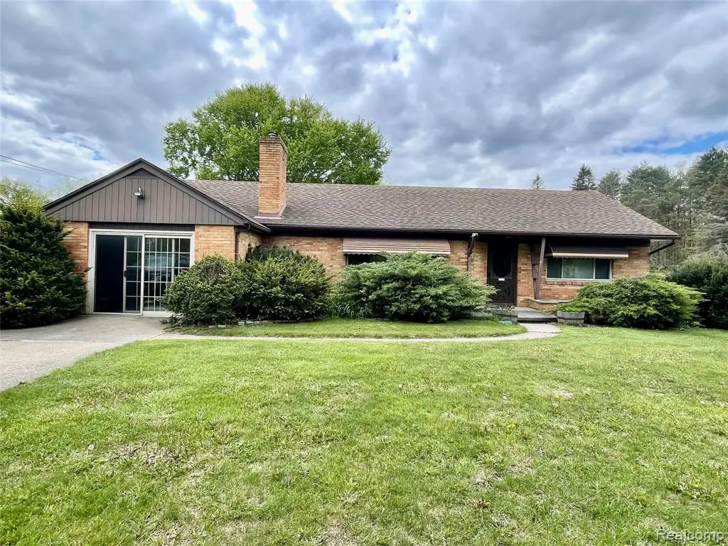 7234 Davison, Davison, MI 48423 - #1