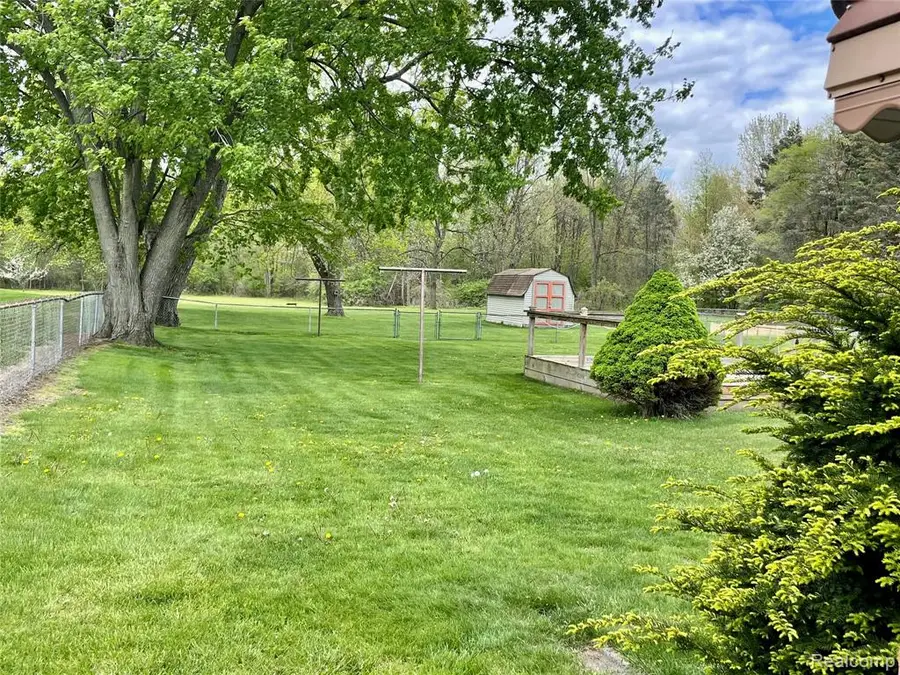 7234 Davison, Davison, MI 48423 - #2
