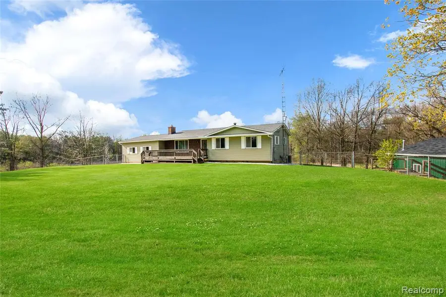 9093 Jordan, Grand Blanc, MI 48439 - #2