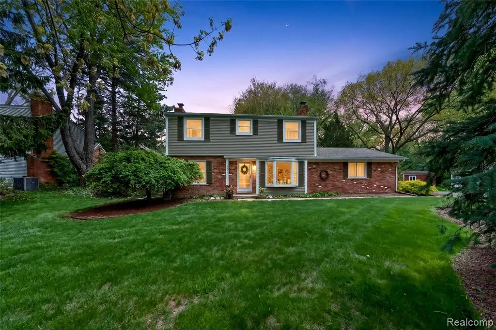 3560 Beach, Troy, MI 48084 - #1