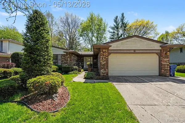 46869 Spinning Wheel, Canton, MI 48187