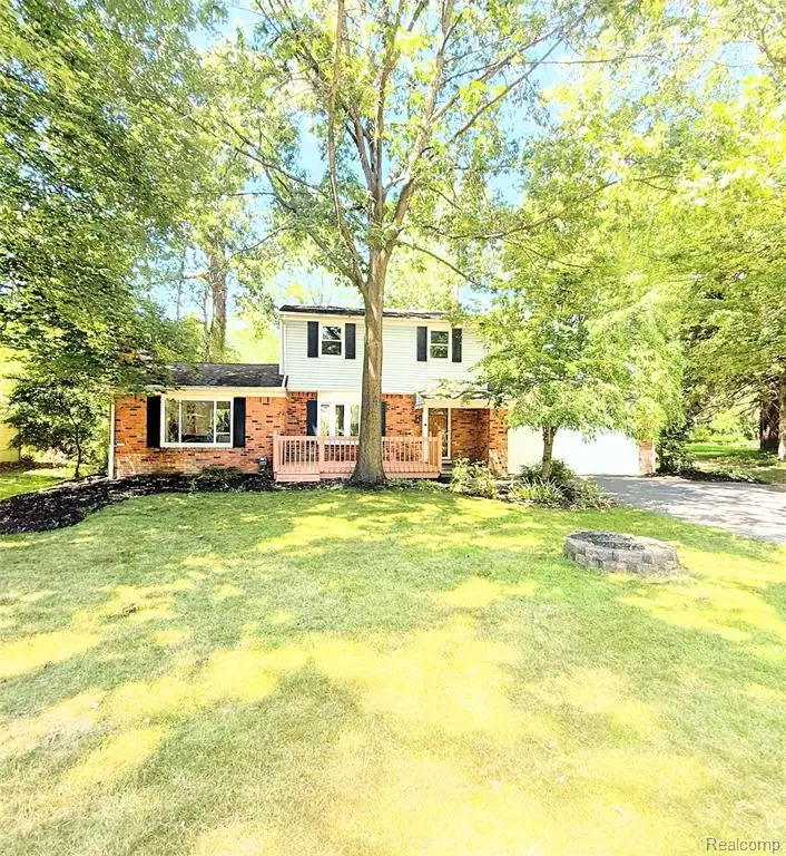 1369 Flamingo, Wixom, MI 48393 - #1