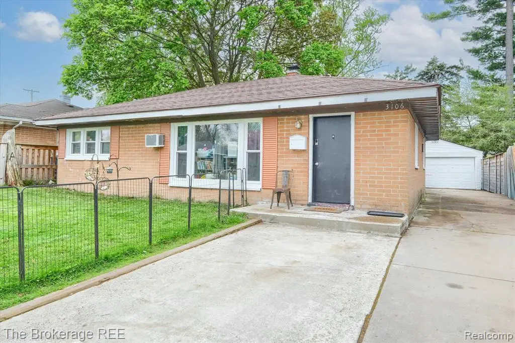 3106 Cherokee, Flint, MI 48507 - #1