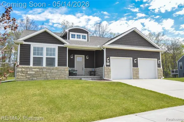 3003 Bogues View, Howell, MI 48843