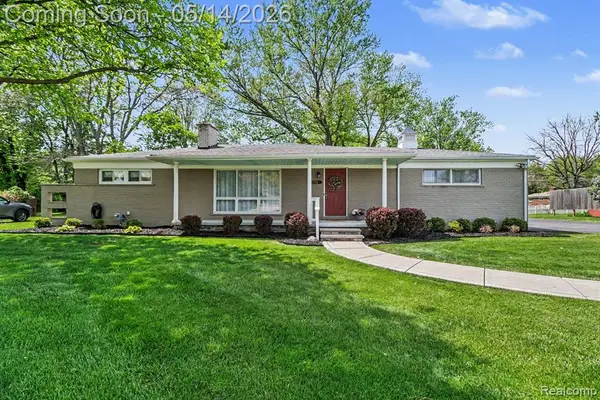 27991 Green Willow, Farmington Hills, MI 48331
