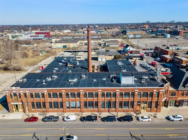 3434 Russell #27-207, Detroit, MI 48207