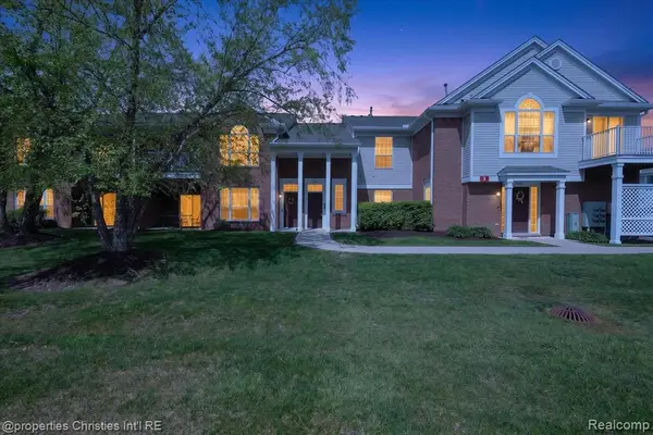 16773 Carriage, Northville, MI 48168