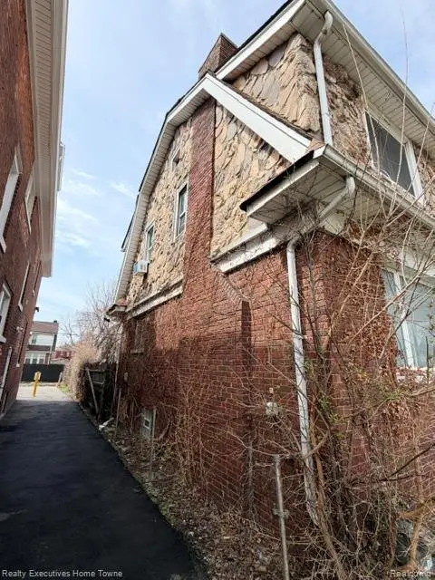 12081 Santa Rosa, Detroit, MI 48204 - #3