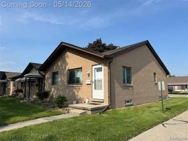 8401 18 Mile #112, Sterling Heights, MI 48313