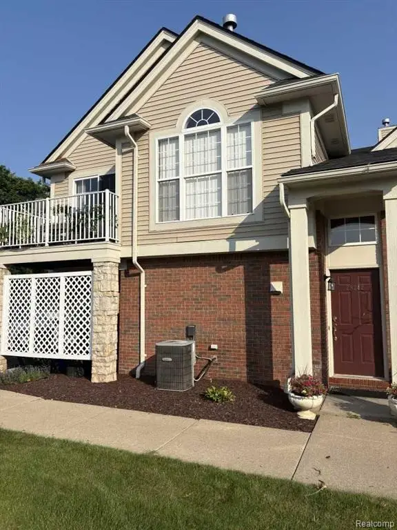 28242 Oakmonte, New Hudson, MI 48165 - #2