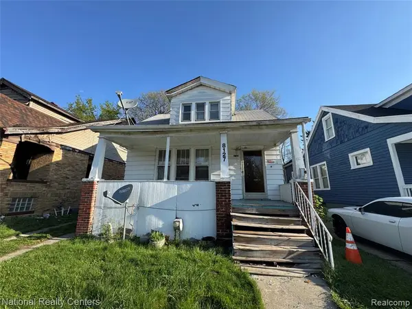 8127 E Hildale, Detroit, MI 