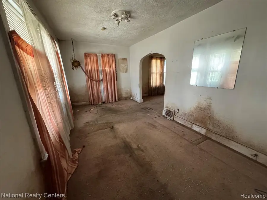 8127 E Hildale, Detroit, MI  - #2
