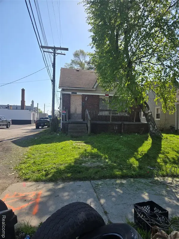 18988 Goulburn, Detroit, MI 48205