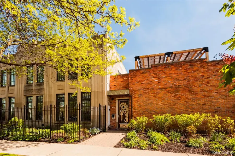627 W Alexandrine #1, Detroit, MI 48201 - #2