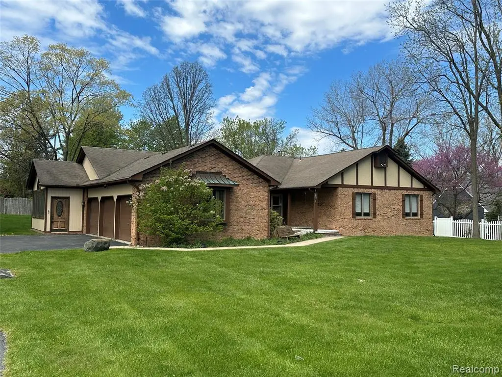 8329 Caribou, Clarkston, MI 48348 - #1