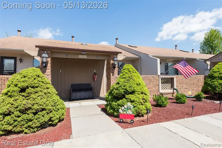 61962 Yorktown #2, South Lyon, MI 48178 - #2