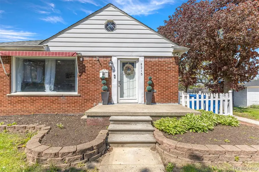 8315 Dale, Dearborn Heights, MI 48127 - #3
