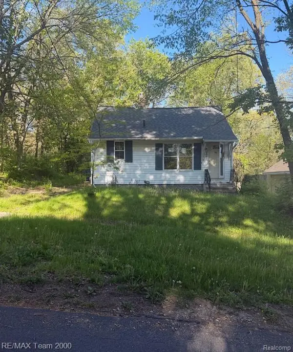 506 Cooper, Kalamazoo, MI 49048